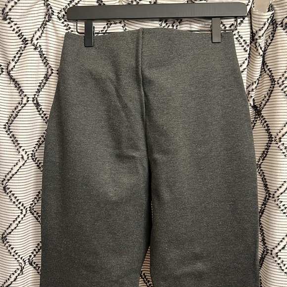 NWOT Old Navy extra high rise pull on tapered pant - Picture 5 of 5
